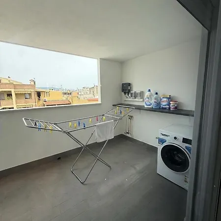 Parteolla 36 - Elegante Con Doppia Terrazza E Posto Auto Privato Apartment *